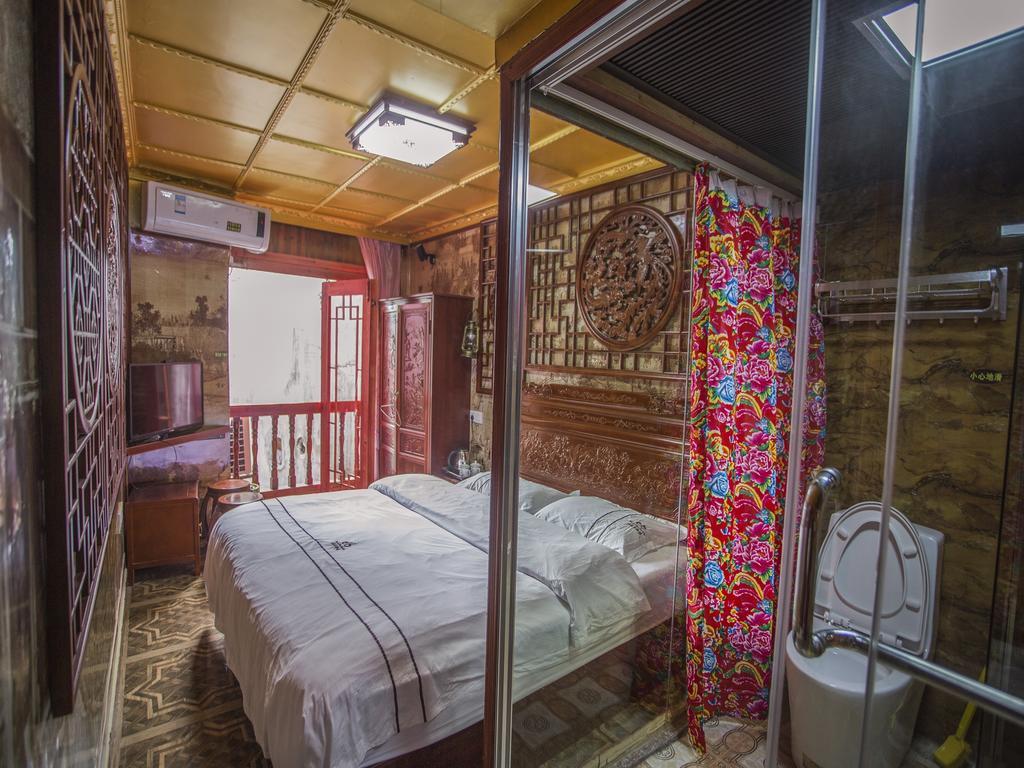 Lqj Riverside Guest House Fenghuang Exteriör bild
